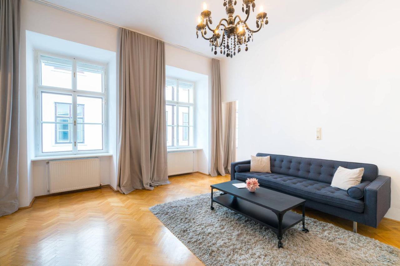 Vienna Residence, Volkstheater - Parliament Eksteriør bilde